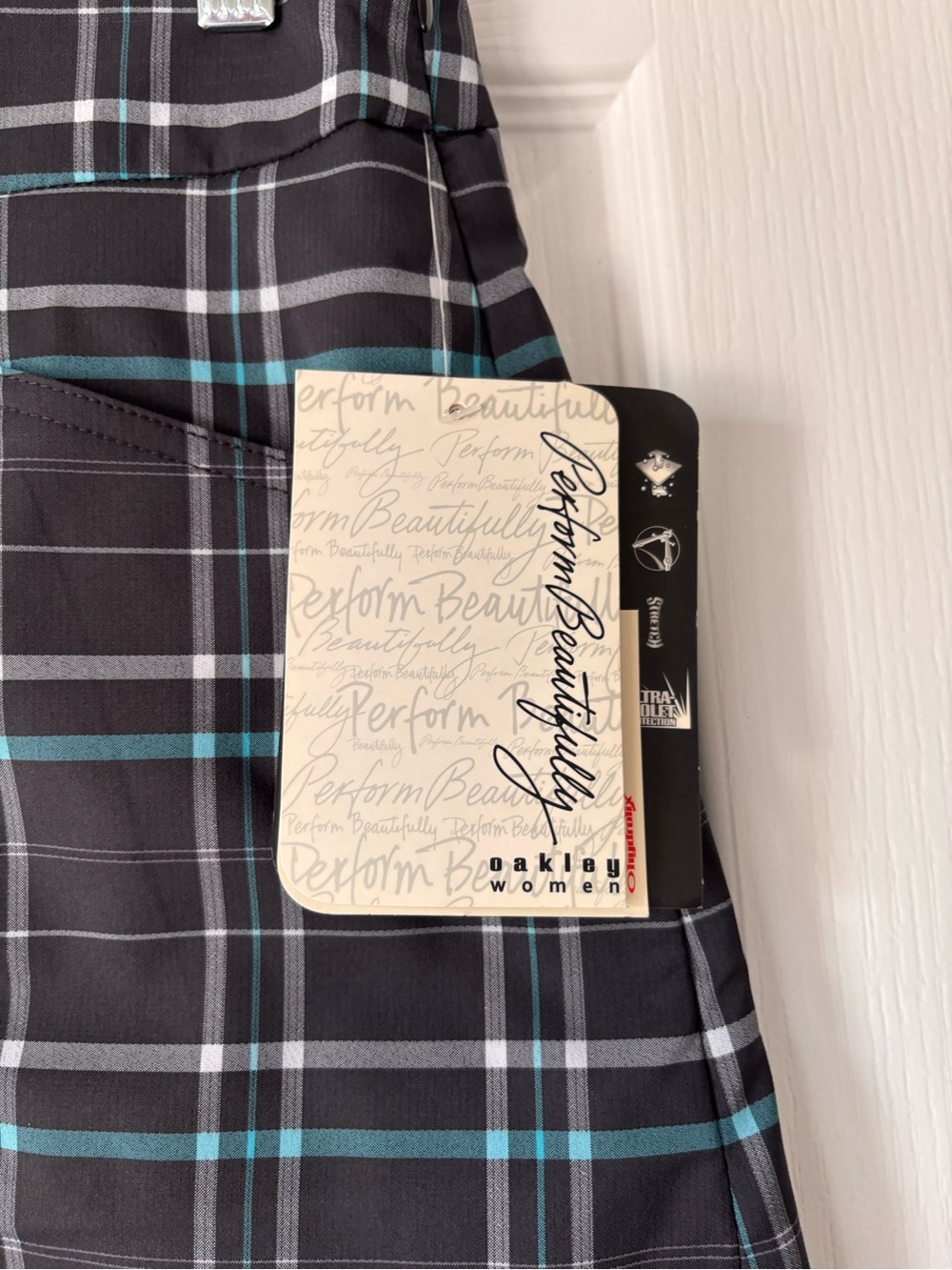 Oakley Palm Skirt Athletic Skort plaid women’s size 6 built in shorts sporty - Picture 7 of 10